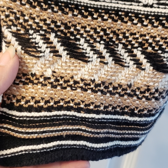 NWT OLD NAVY aztec pattern cardigan size S - Picture 12 of 12